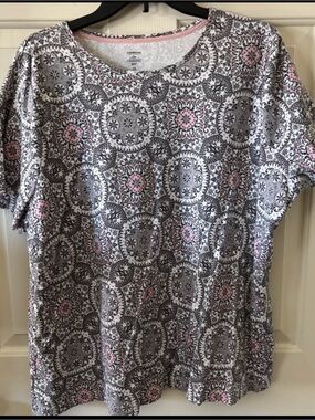 Women’s Short Sleeve Paisley Print Shirt Great Condition size 2X